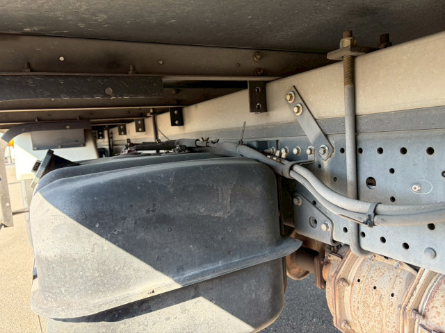 いすゞ エルフ 小型 冷蔵冷凍バン TKG-NPR85AN(102116) 25枚目