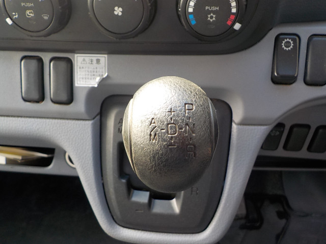 三菱ふそう キャンター 中型 平ボディ（クレーン付） TKG-FEB50(102119) 39枚目