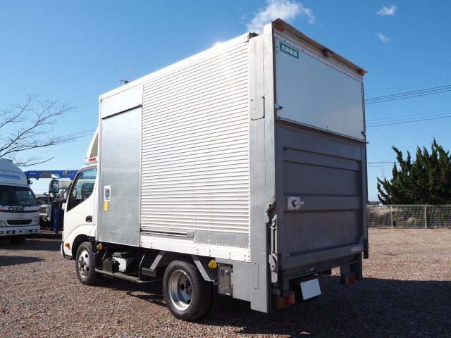 トヨタ ダイナ 小型 バン TKG-XZU675(102122) 3枚目