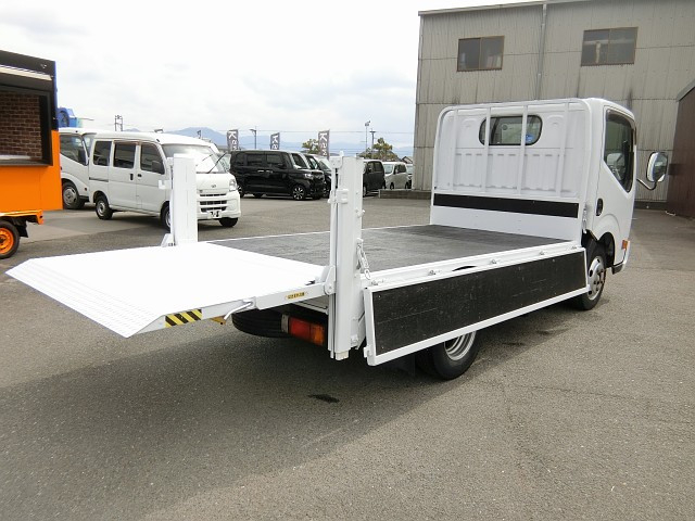 日産自動車 アトラス 小型 平ボディ PDG-TZ2F24(102135) 11枚目