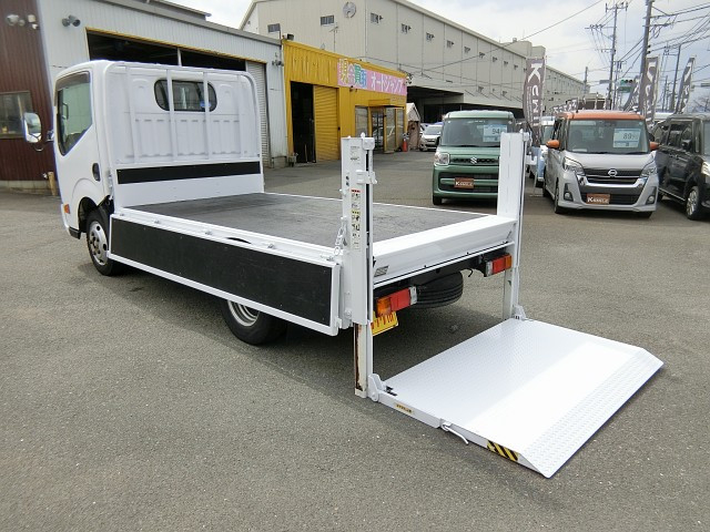 日産自動車 アトラス 小型 平ボディ PDG-TZ2F24(102135) 16枚目