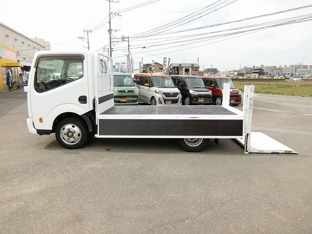 日産自動車 アトラス 小型 平ボディ PDG-TZ2F24(102135) 18枚目