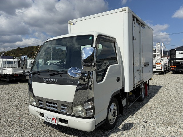 いすゞ エルフ 小型 バン PB-NKR81AN(102136) 26枚目