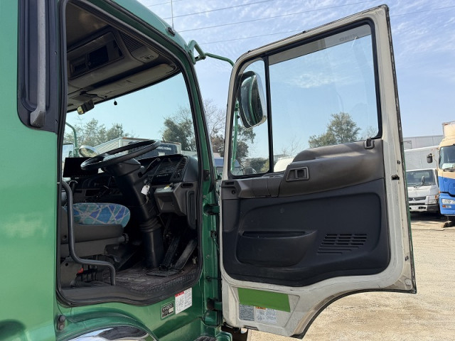 日野 プロフィア 大型 コンテナ専用車 KL-FS2PKGA(102138) 29枚目