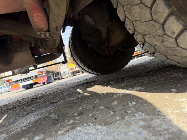 日野 プロフィア 大型 コンテナ専用車 KL-FS2PKGA(102138) 33枚目