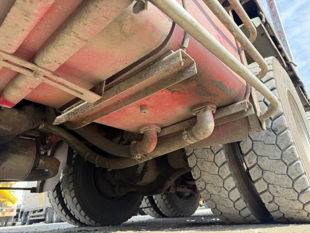 日野 プロフィア 大型 コンテナ専用車 KL-FS2PKGA(102138) 34枚目