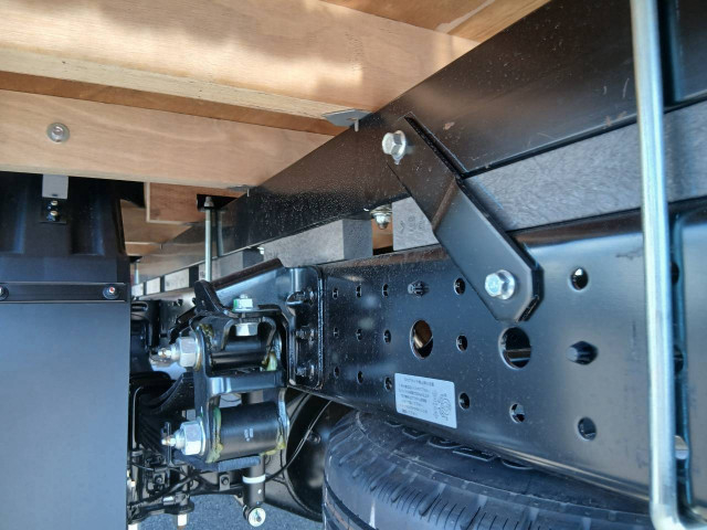 三菱ふそう キャンター 小型 平ボディ（クレーン付） 2RG-620331(111850) 24枚目
