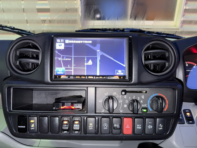 トヨタ ダイナ 小型 バン TPG-XZU605(109197) 17枚目