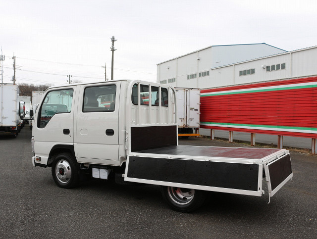 いすゞ エルフ 小型 Wキャブ TPG-NJS85A(98252) 17枚目