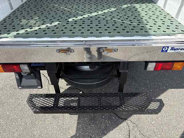 三菱ふそう キャンター 小型 冷蔵冷凍バン 2RG-FDA20(102177) 9枚目