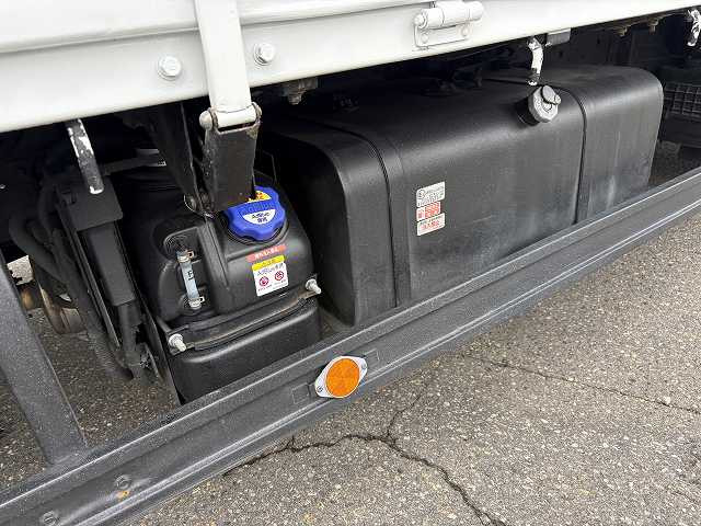 いすゞ エルフ 小型 平ボディ 2PG-NPS88AR(102176) 11枚目