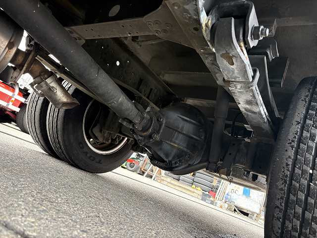 いすゞ エルフ 小型 平ボディ 2PG-NPS88AR(102176) 26枚目