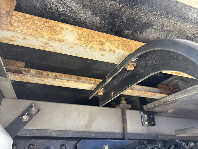 三菱ふそう キャンター 小型 冷蔵冷凍バン 2RG-FDA20(102177) 26枚目