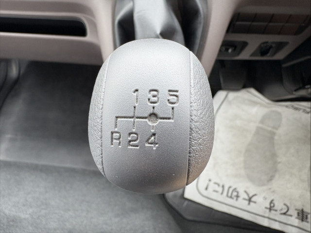 三菱ふそう キャンター 小型 平ボディ（クレーン付） 2PG-FEB80(102178) 34枚目