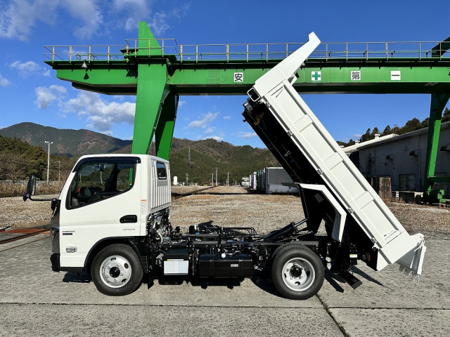 三菱ふそう キャンター 小型 土砂ダンプ 2RG-FBA60(102181) 7枚目