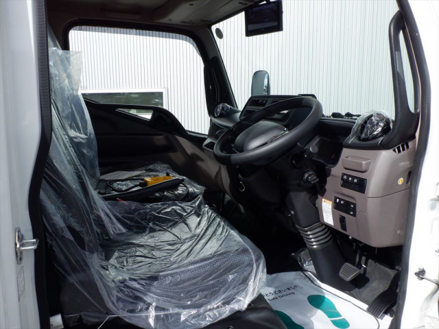 三菱ふそう キャンター 小型 コンテナ専用車 2RG-FBAV0(102180) 14枚目