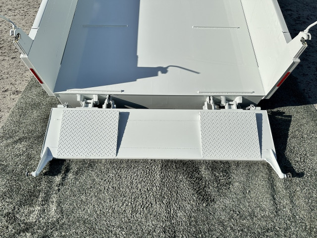 三菱ふそう キャンター 小型 土砂ダンプ 2RG-FBA60(102181) 17枚目