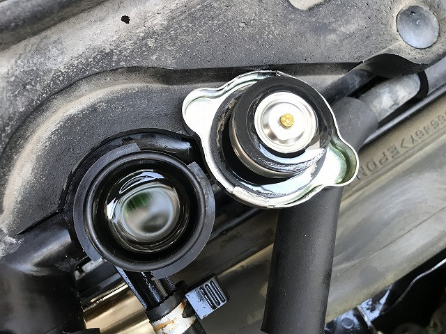 いすゞ エルフ 小型 平ボディ 2RG-NJR88A(102182) 24枚目