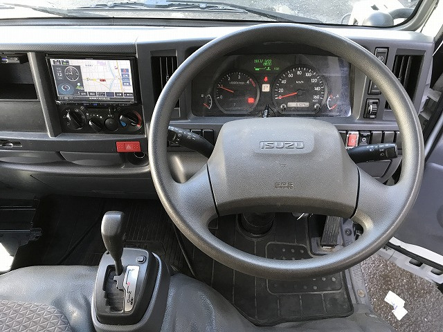 いすゞ エルフ 小型 平ボディ 2RG-NJR88A(102182) 25枚目