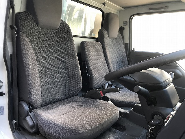 いすゞ エルフ 小型 平ボディ 2RG-NJR88A(102182) 34枚目