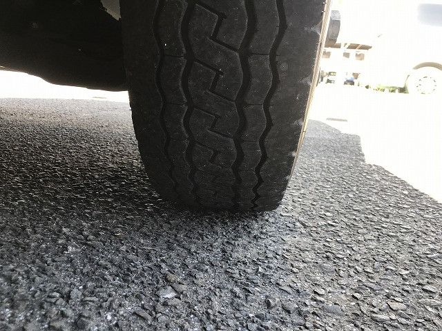 いすゞ エルフ 小型 平ボディ 2RG-NJR88A(102182) 46枚目