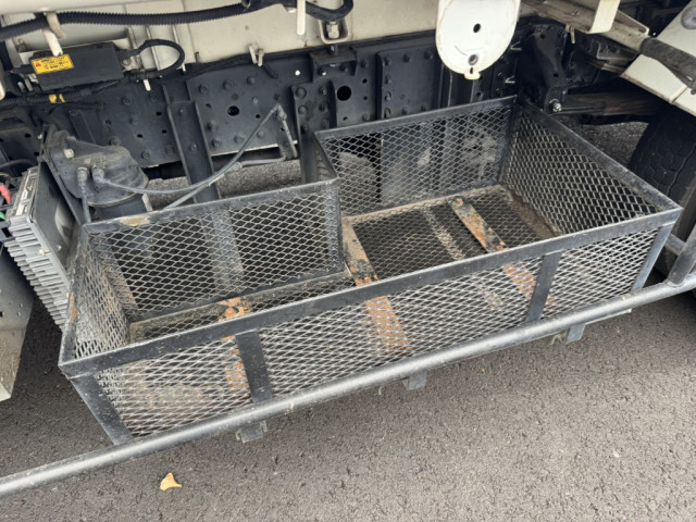 UDトラックス（日産） カゼット 小型 塵芥車（プレス式） 2PG-FEB9Y(102185) 19枚目