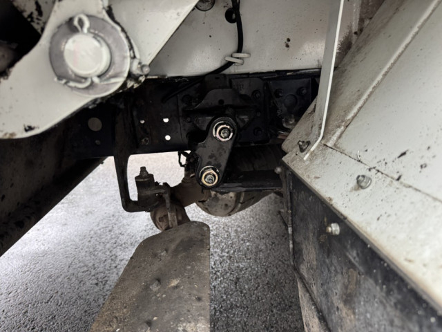 UDトラックス（日産） カゼット 小型 塵芥車（プレス式） 2PG-FEB9Y(102185) 21枚目