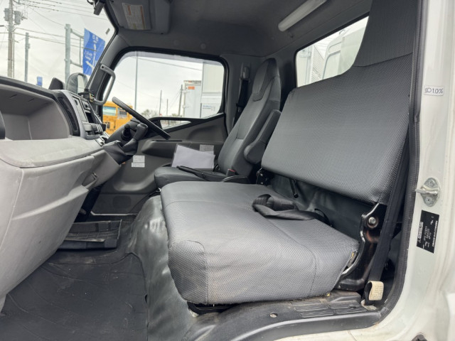 UDトラックス（日産） カゼット 小型 塵芥車（プレス式） 2PG-FEB9Y(102185) 35枚目