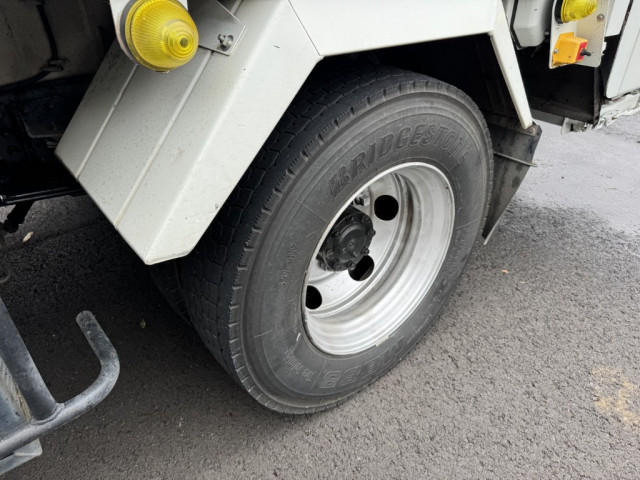 UDトラックス（日産） カゼット 小型 塵芥車（プレス式） 2PG-FEB9Y(102185) 42枚目