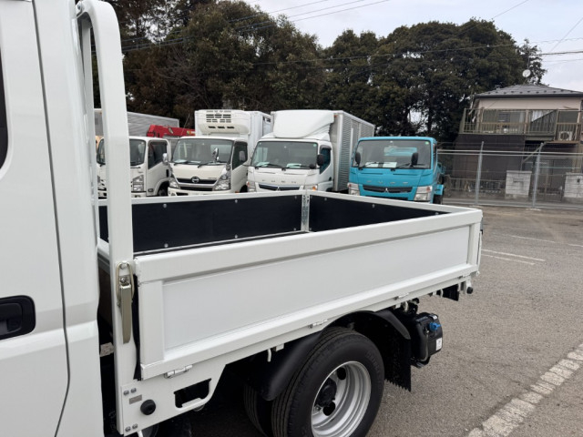 三菱ふそう キャンター 小型 Wキャブ 2RG-FBA20(102188) 7枚目