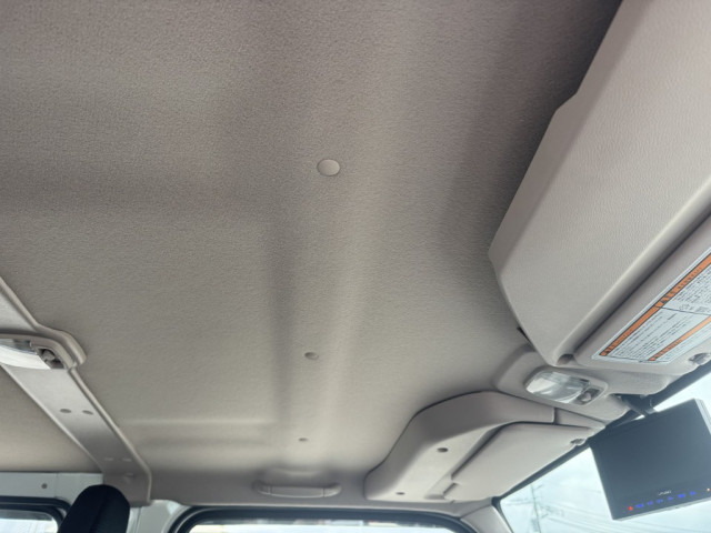 三菱ふそう キャンター 小型 Wキャブ 2RG-FBA20(102188) 31枚目