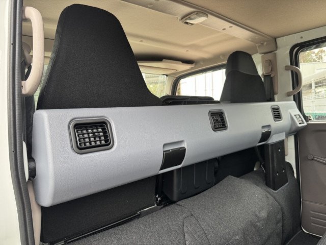 三菱ふそう キャンター 小型 Wキャブ 2RG-FBA20(102188) 32枚目