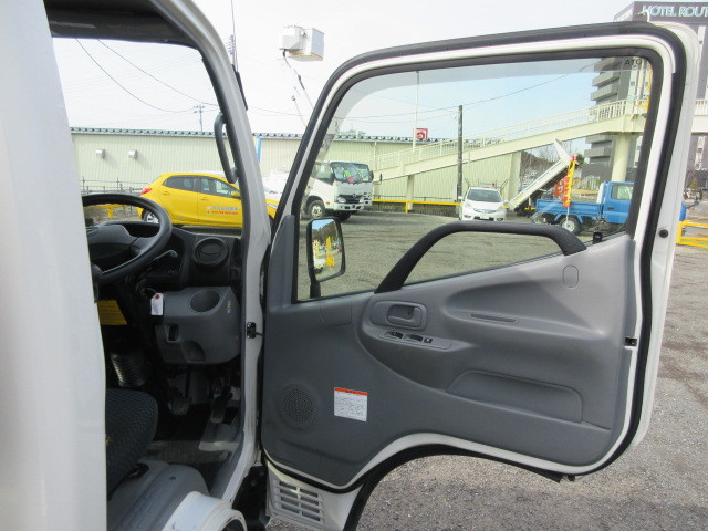 トヨタ ダイナ 小型 平ボディ 2PG-GDY281(102190) 11枚目