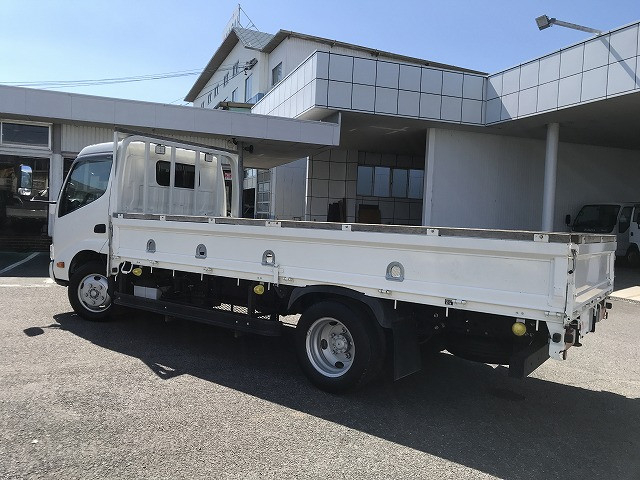 トヨタ ダイナ 小型 Wキャブ 2RG-XZU650(102192) 4枚目