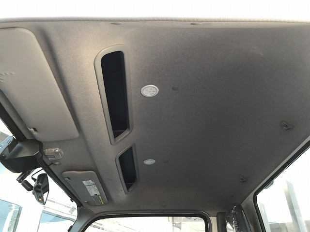 トヨタ ダイナ 小型 Wキャブ 2RG-XZU650(102192) 35枚目