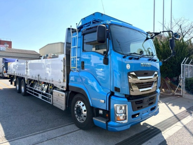 いすゞ ギガ 大型 平ボディ 2PG-CYL77C(102194) 2枚目