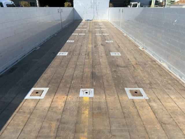 いすゞ ギガ 大型 平ボディ 2PG-CYL77C(102194) 5枚目