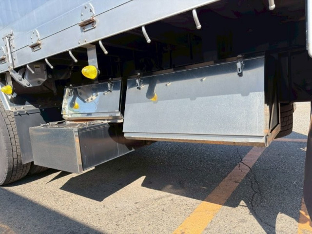 いすゞ ギガ 大型 平ボディ 2PG-CYL77C(102194) 11枚目