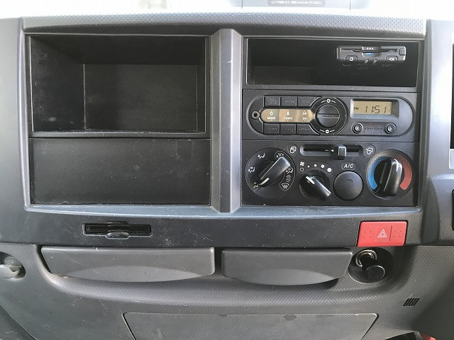 いすゞ エルフ 小型 平ボディ 2RG-NKR88A(102196) 27枚目