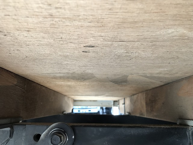 いすゞ エルフ 小型 平ボディ 2RG-NKR88A(102196) 37枚目