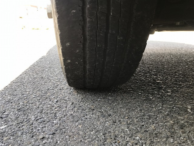 いすゞ エルフ 小型 平ボディ 2RG-NKR88A(102196) 47枚目