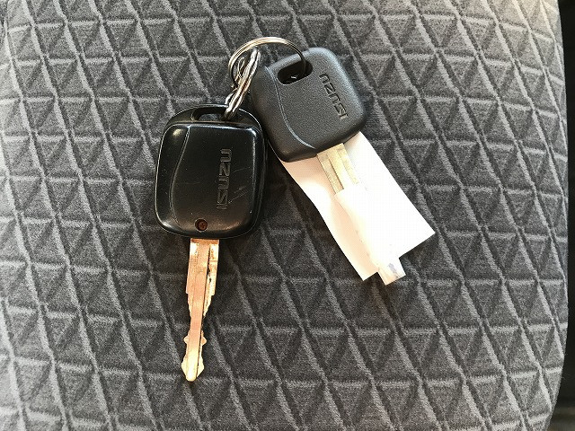 いすゞ エルフ 小型 平ボディ 2RG-NKR88A(102196) 48枚目