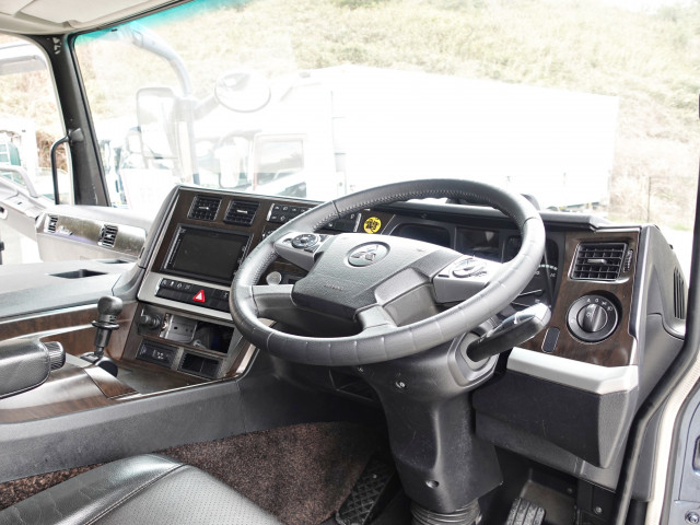 三菱ふそう スーパーグレート 大型 トラクタ 2KG-FV70HJR(102199) 24枚目