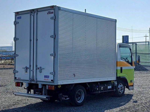 いすゞ エルフ 小型 バン 2RG-NLR88AN(102202) 5枚目