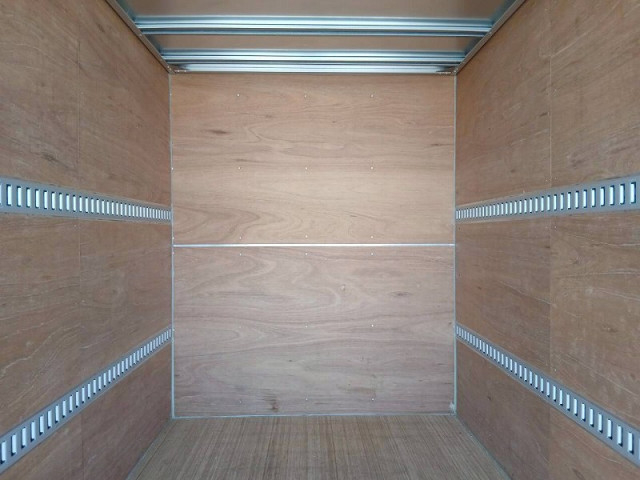 いすゞ エルフ 小型 バン 2RG-NLR88AN(102202) 19枚目