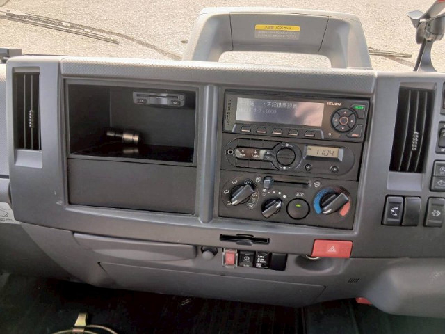 いすゞ エルフ 小型 バン 2RG-NLR88AN(102202) 29枚目