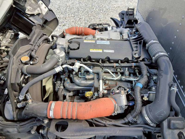 いすゞ エルフ 小型 バン 2RG-NLR88AN(102202) 33枚目