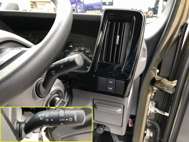 いすゞ エルフ 小型 キャリアカー 2RG-NPR88AM(102203) 37枚目