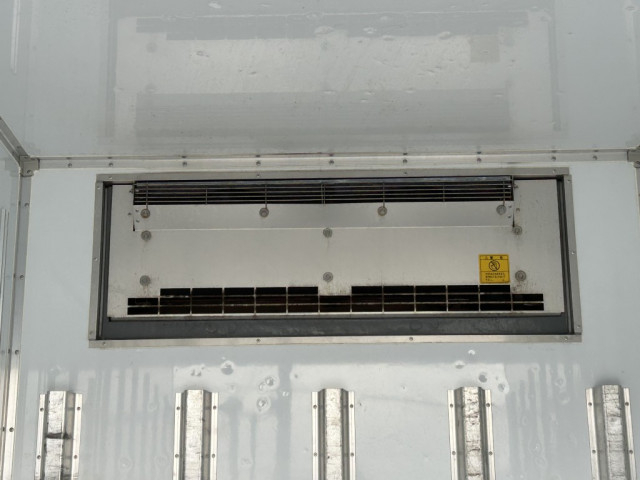 三菱ふそう キャンター 小型 冷蔵冷凍バン TPG-FBA50(102207) 16枚目