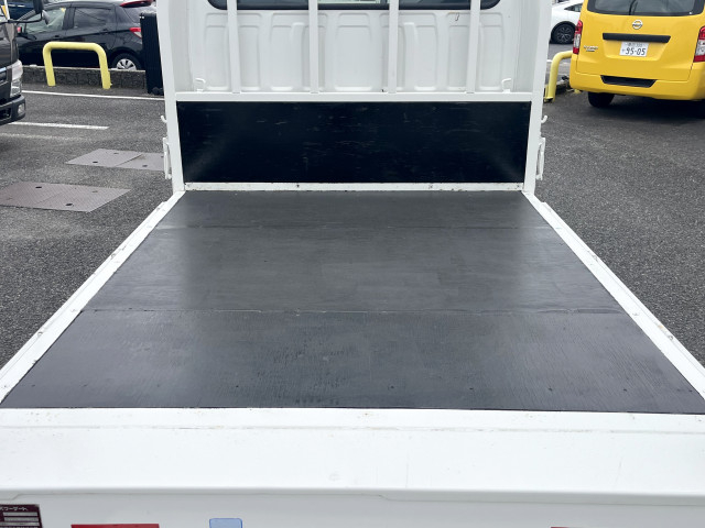 いすゞ エルフ 小型 Wキャブ TRG-NJS85A(102208) 10枚目